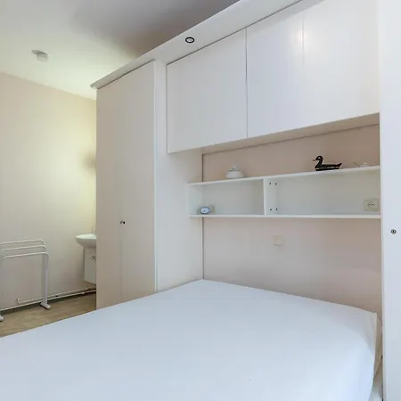 Sun - 0001 + Box 82 米德尔克尔克
