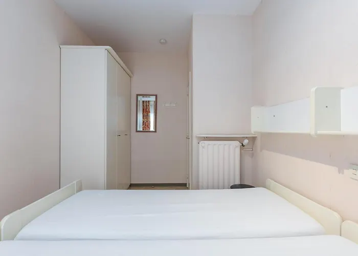 アパート Sun - 0001 + Box 82 *